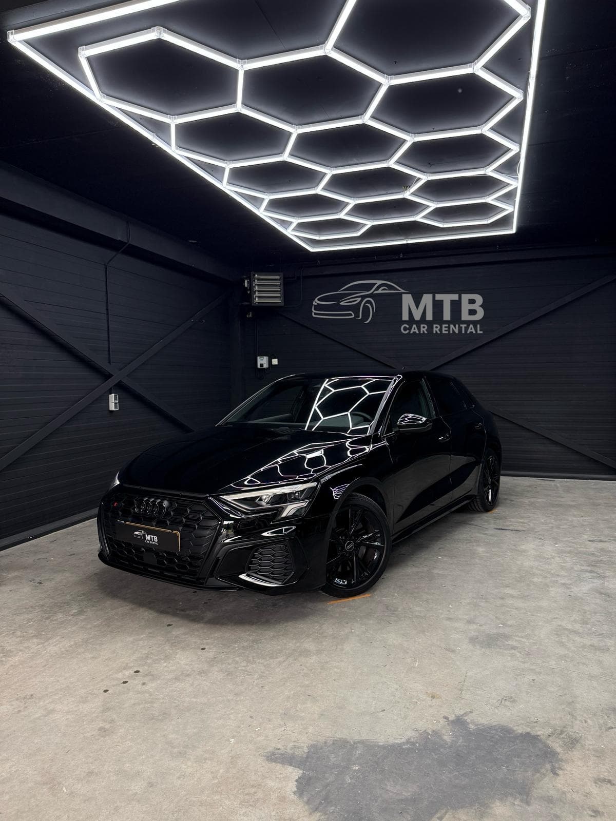 Audi S3 Sportback huren Lelystad — MTBCARRENTAL