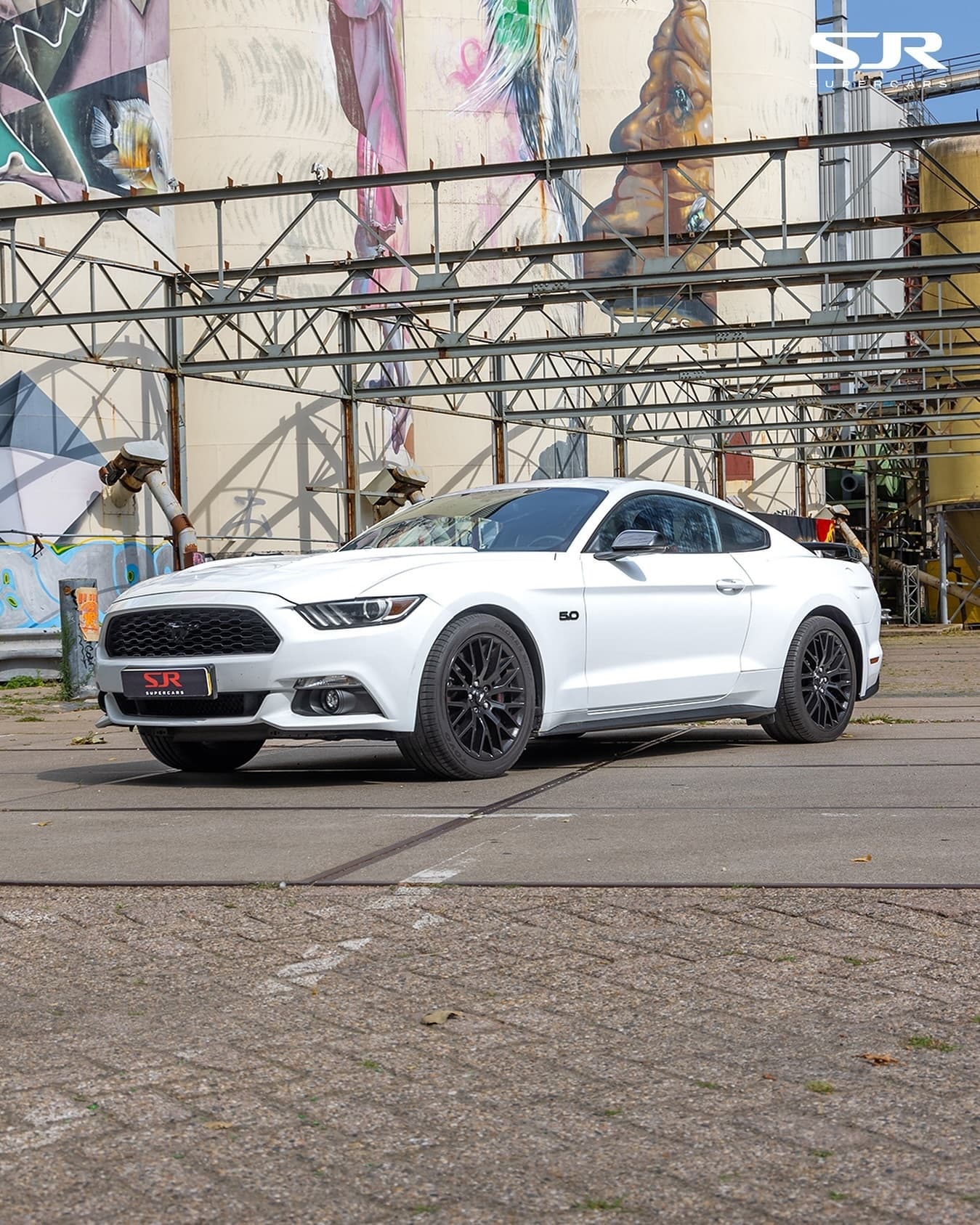 Ford Mustang GT 5.0 huren Den Bosch — SJR Supercars