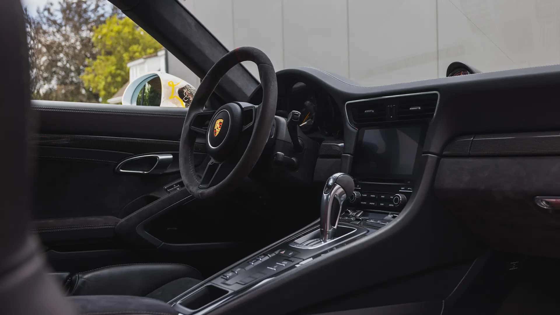 Porsche 911 GT3 rental Den Bosch, SJR Supercars