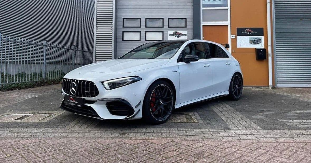 Mercedes-Benz A45s AMG huren Rotterdam — Sky Autoverhuur