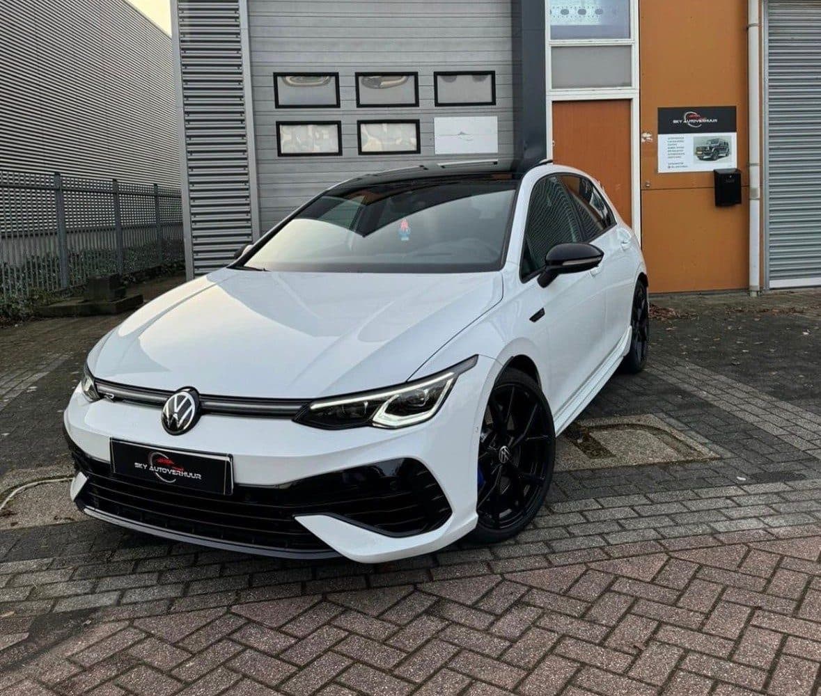 Volkswagen Golf 8R Performance huren Rotterdam — Sky Autoverhuur