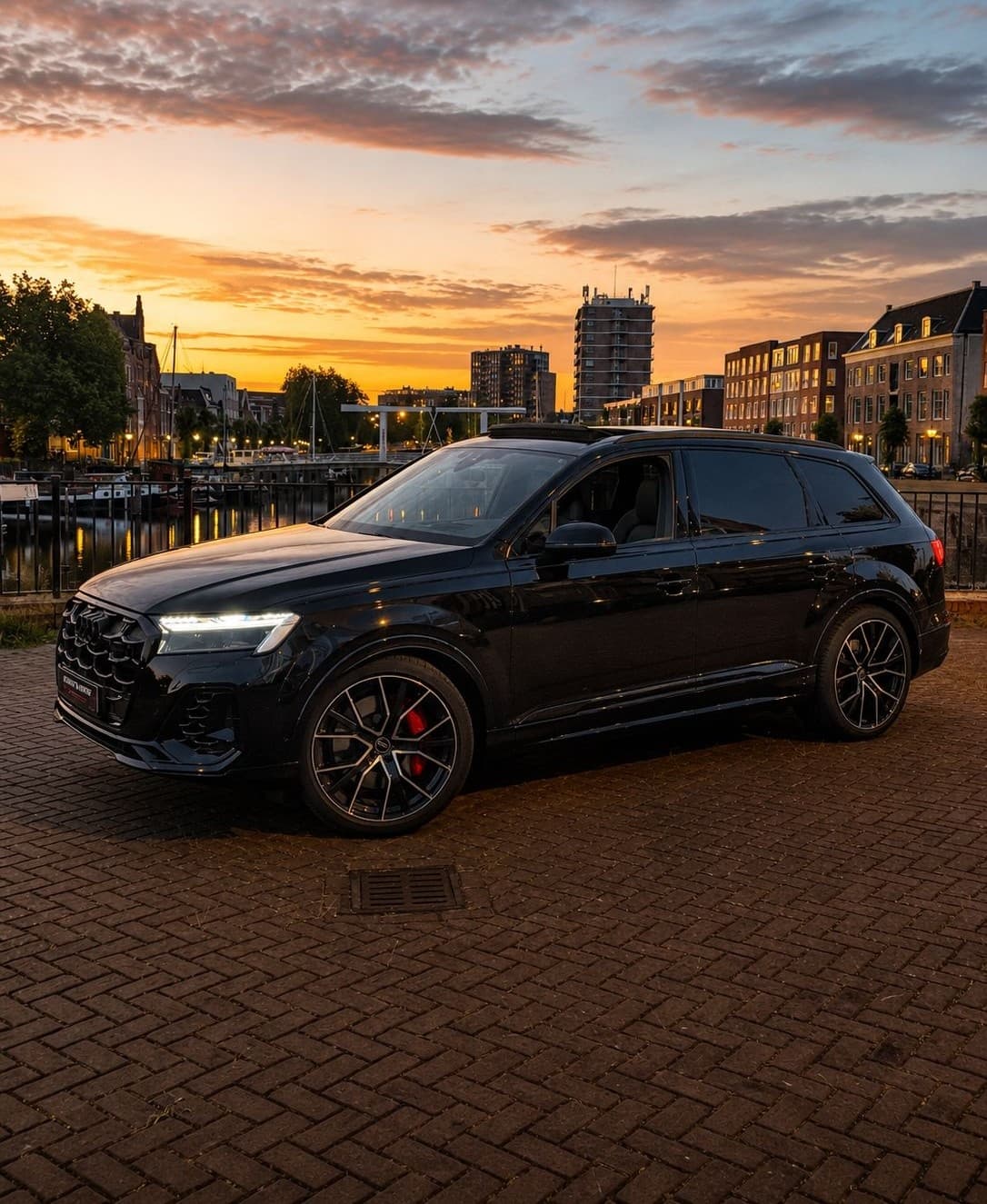 Audi SQ7 (2026) huren Rotterdam — STARTNDRIVE