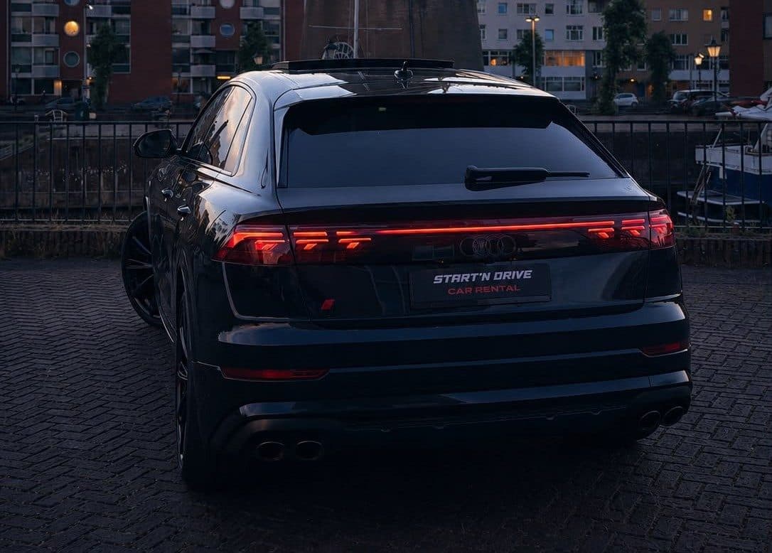 Audi SQ8 (2026) huren Rotterdam — STARTNDRIVE