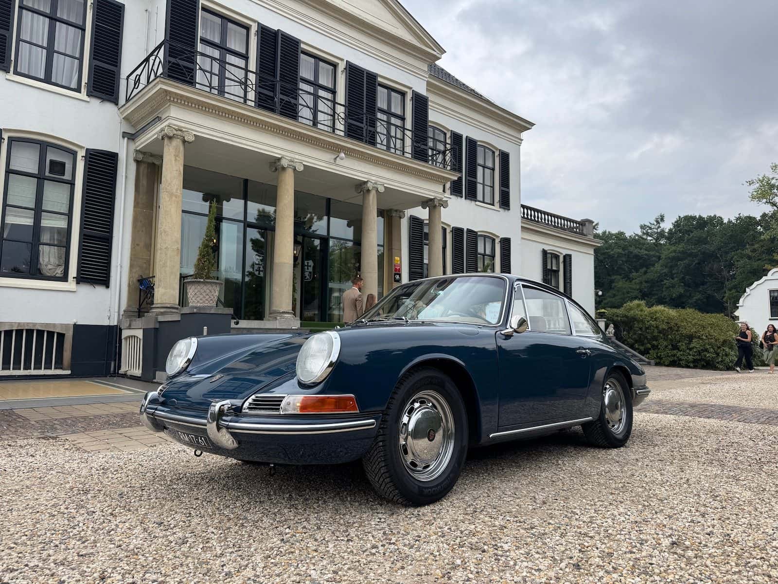 Porsche 911 Electric huren Elburg