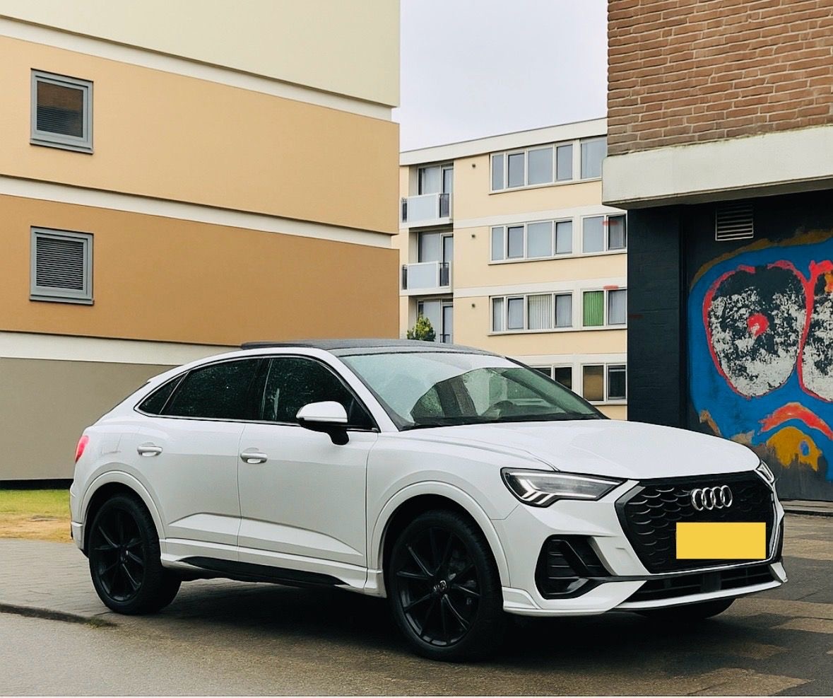 Audi RSQ3 Sportback 2