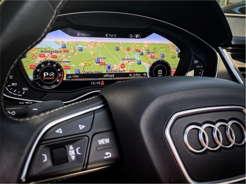 Audi SQ5 2