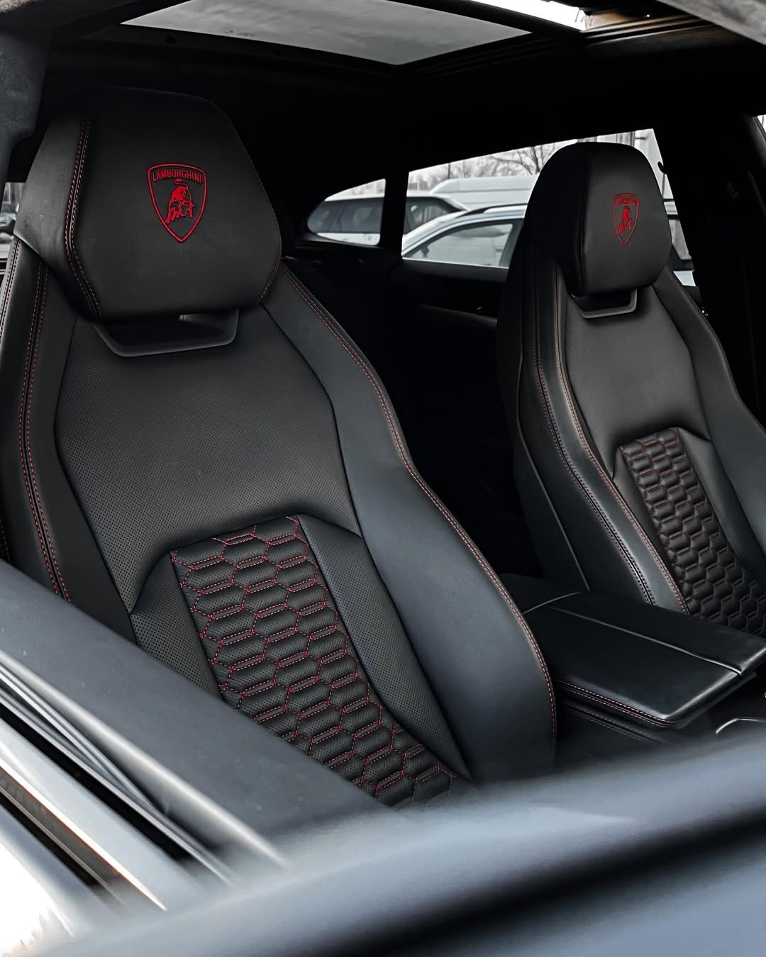 Lamborghini Urus (Rode Accenten) 2