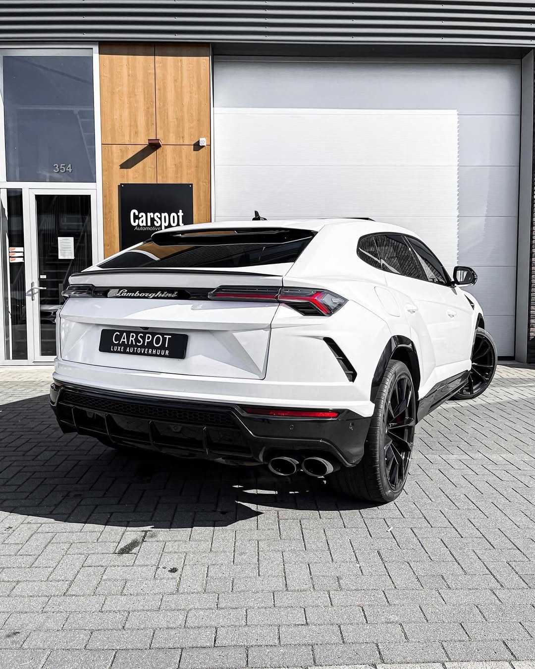Lamborghini Urus (Rode Accenten) 6
