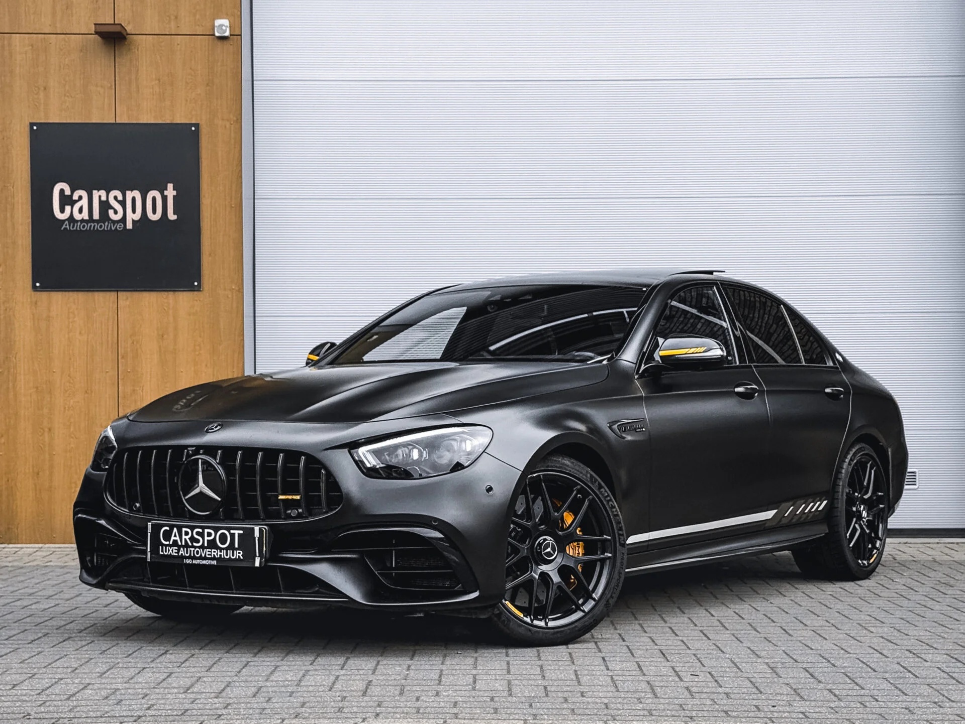 Mercedes-Benz E63 S AMG | Final Edition huren Rotterdam