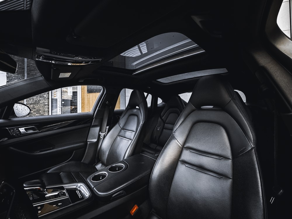 Porsche Panamera 5