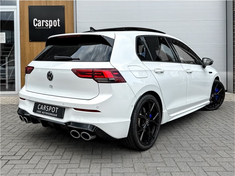 Volkswagen Golf 8R 2