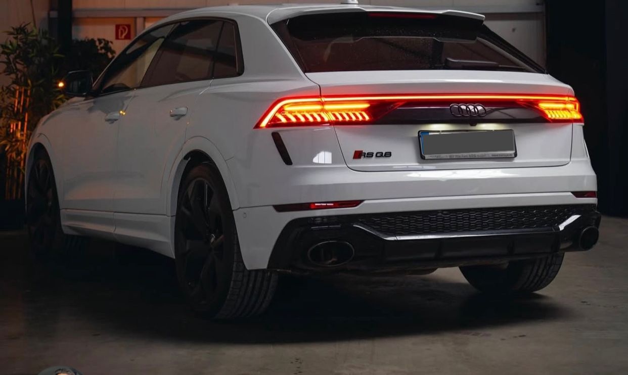 Audi RSQ8 Performance 2