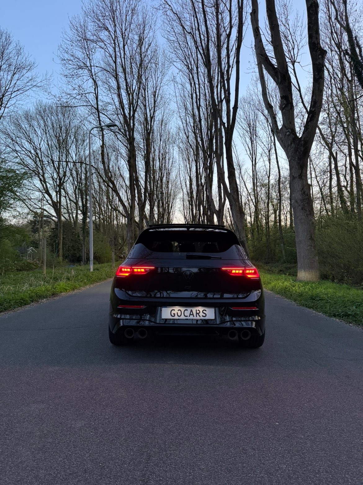 Volkswagen Golf 8.5R Black Edition 3