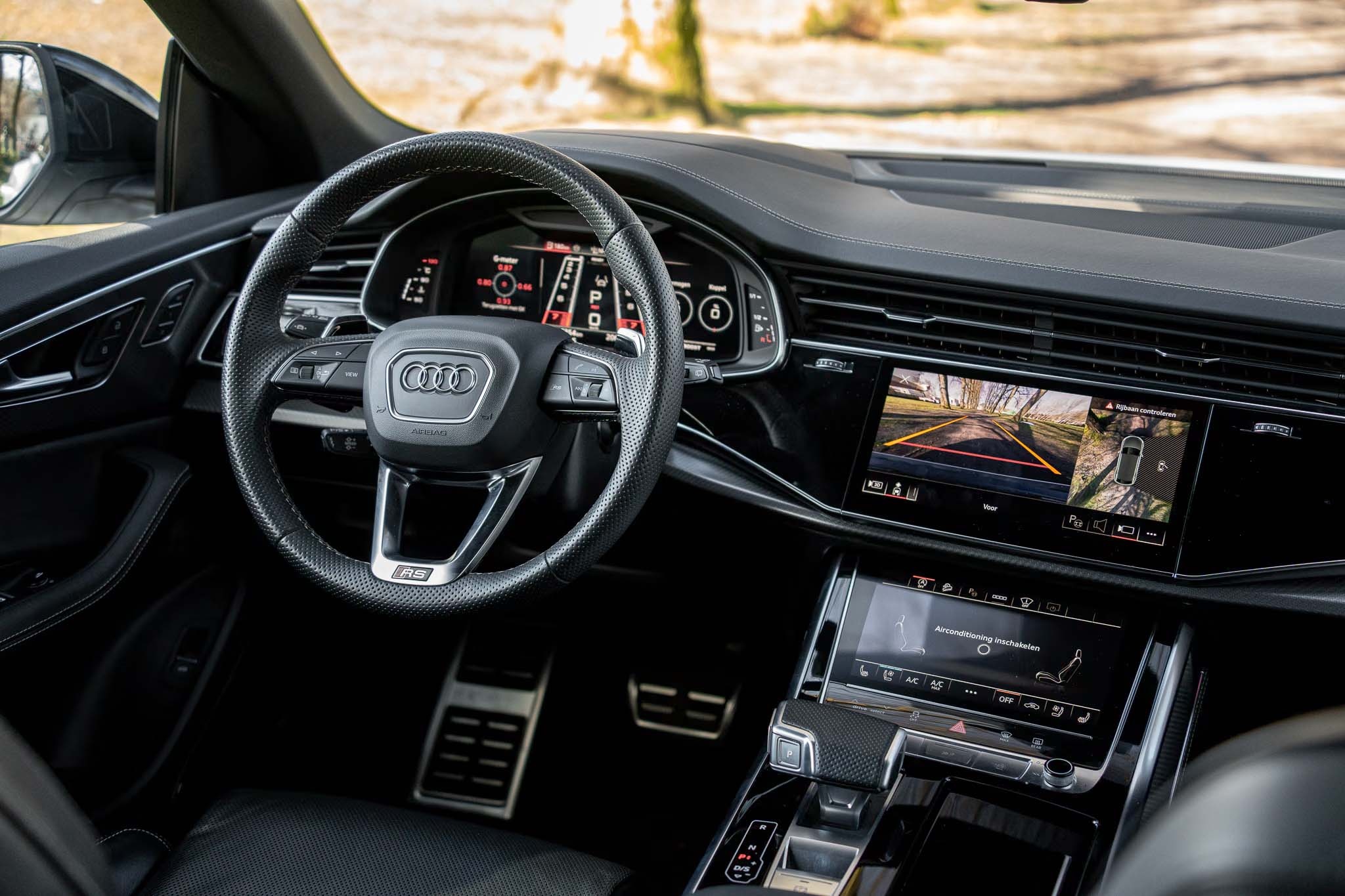 Audi RSQ8 8