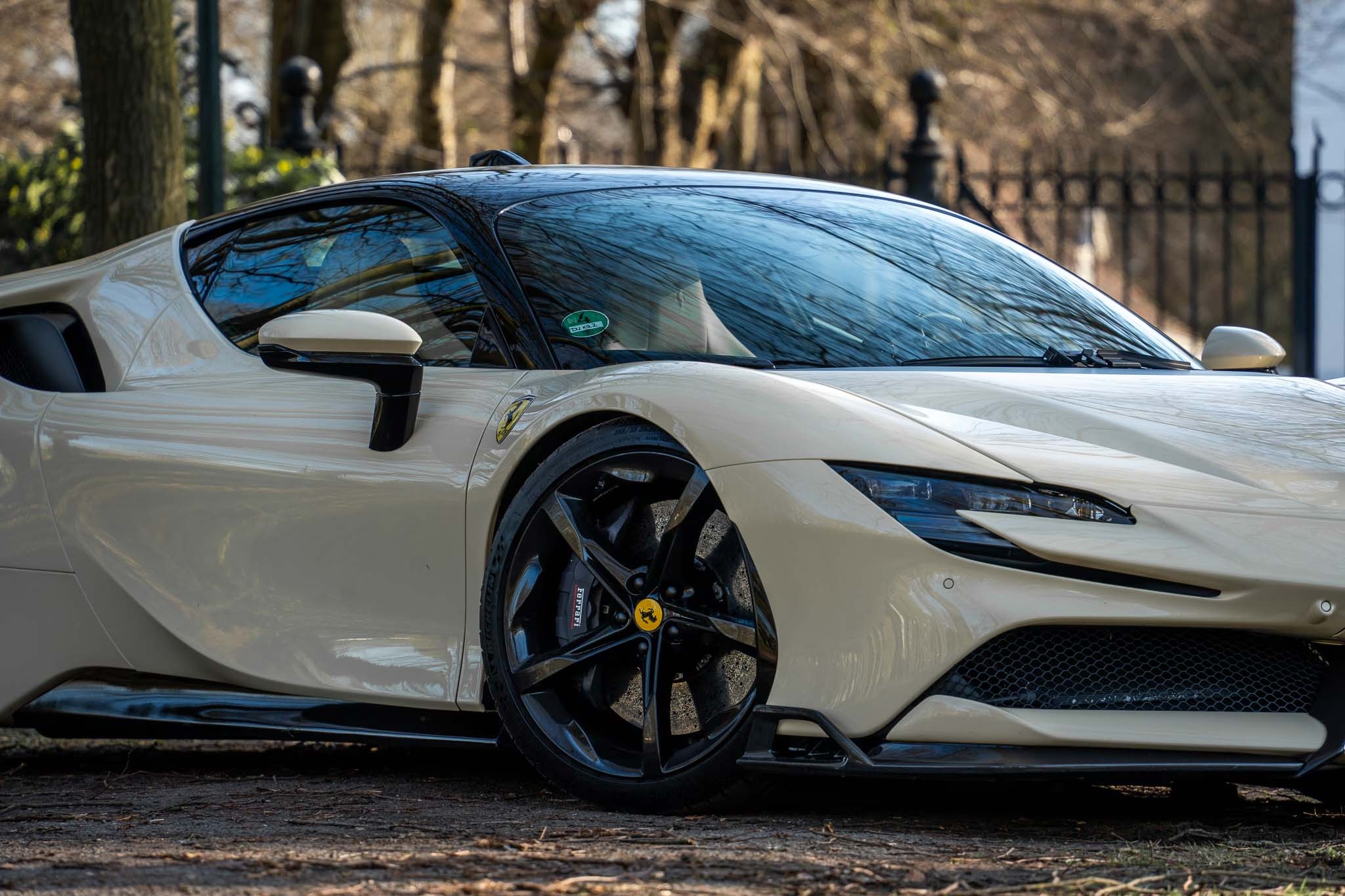 Ferrari SF90 Stradale Novitec 3