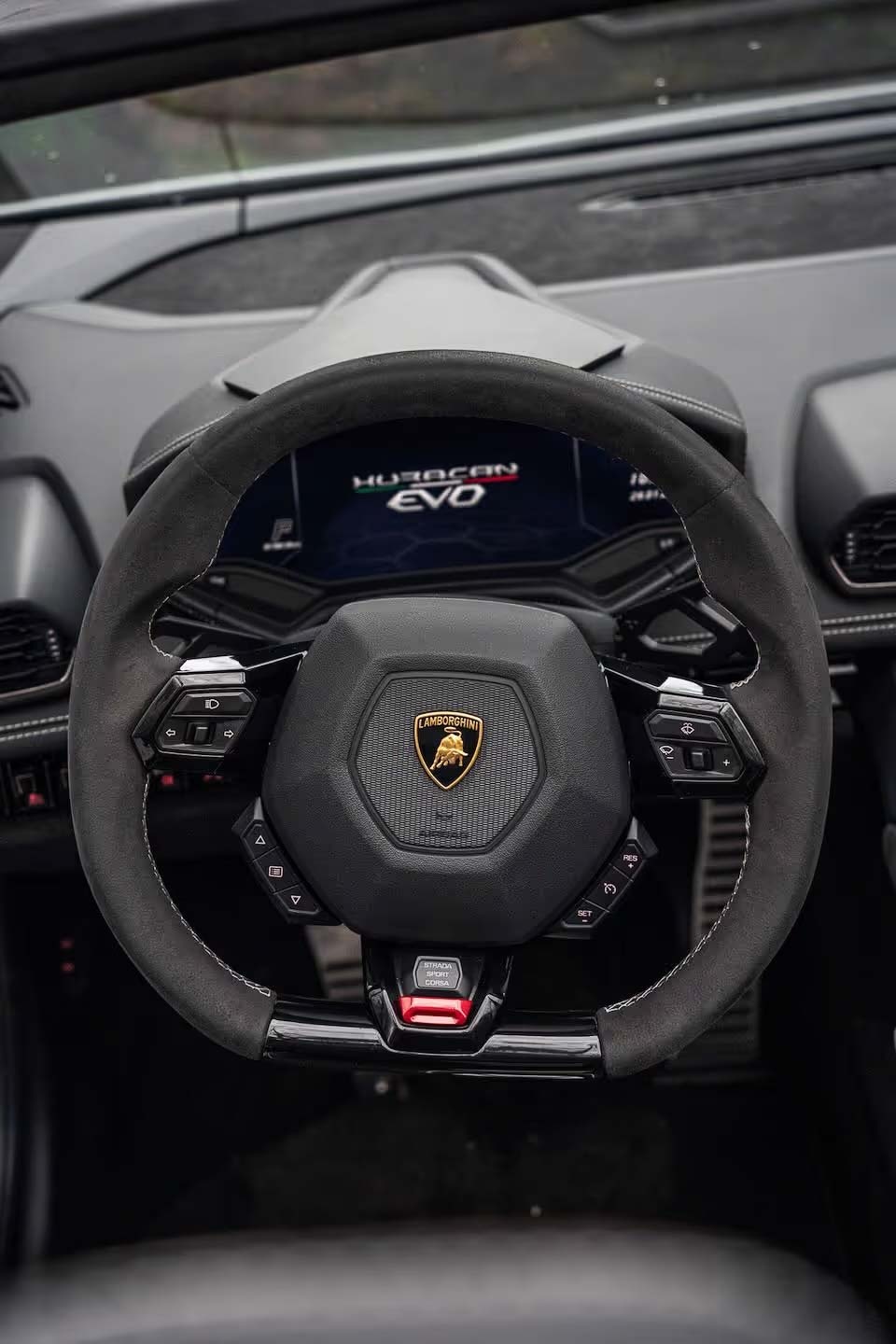 Lamborghini Huracán EVO Spyder 2