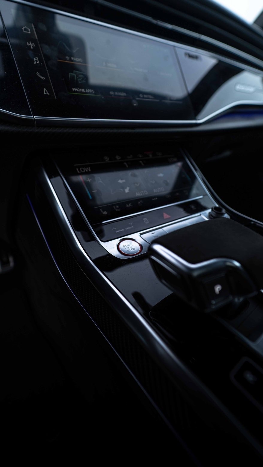 Audi RSQ8 Akrapovič 2