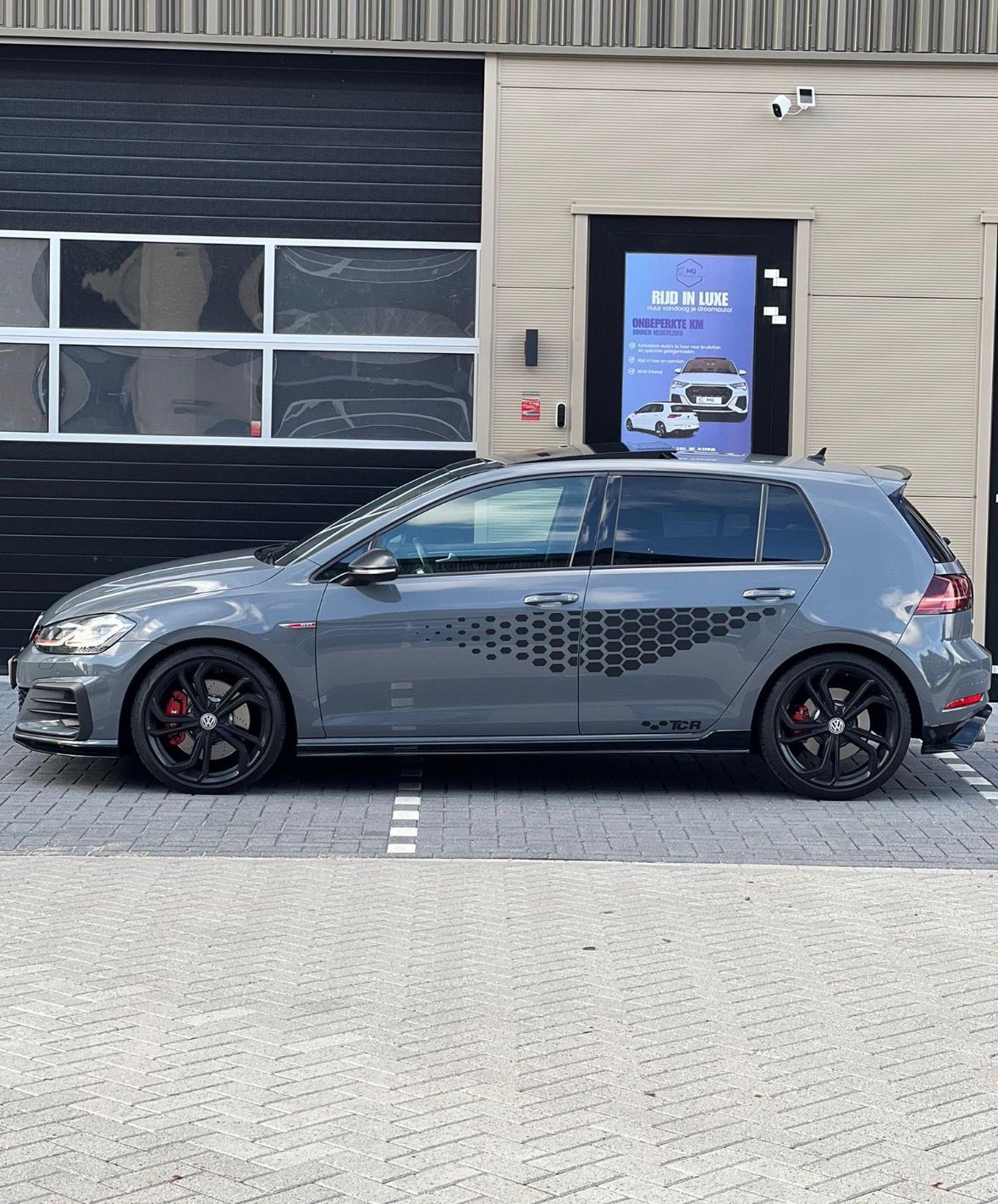 Volkswagen Golf 7.5 GTI TCR 2