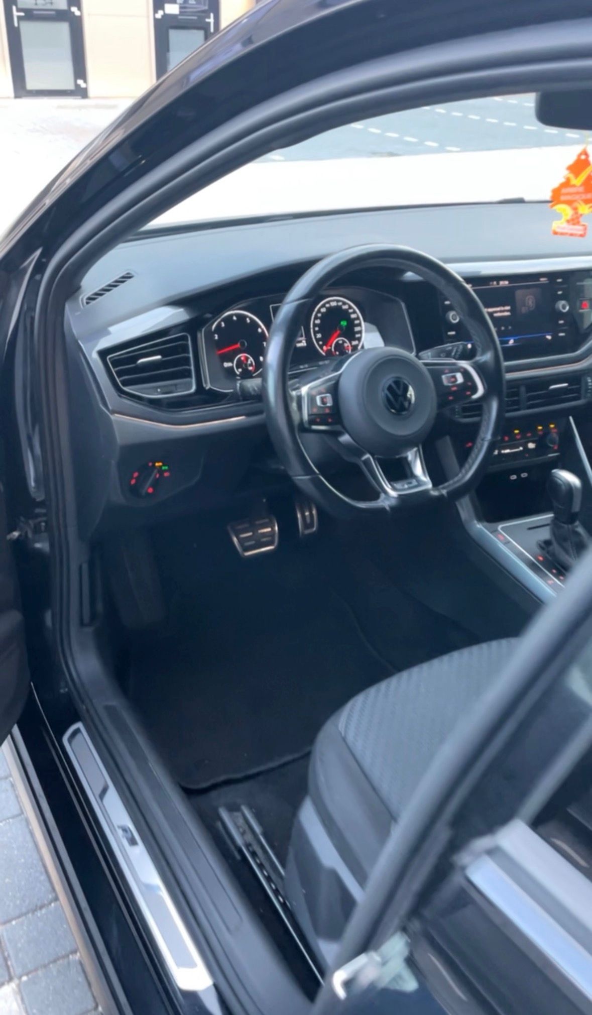 Volkswagen Polo R-Line 3