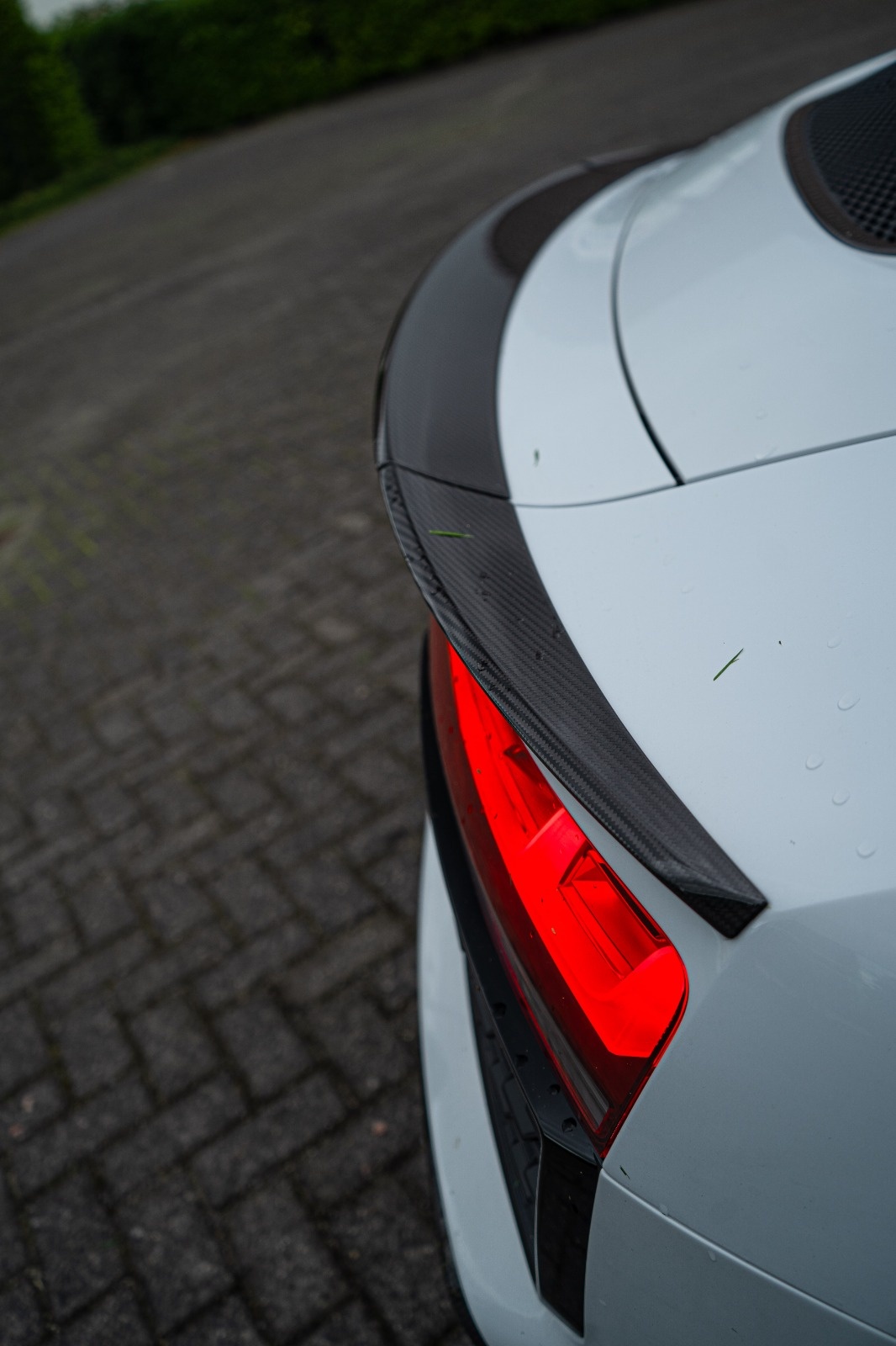 Audi R8 V10 Spyder 2