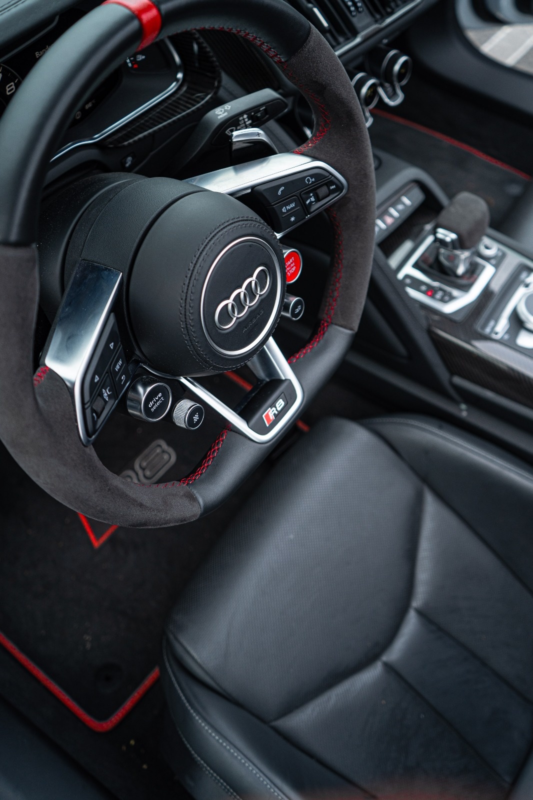 Audi R8 V10 Spyder 4