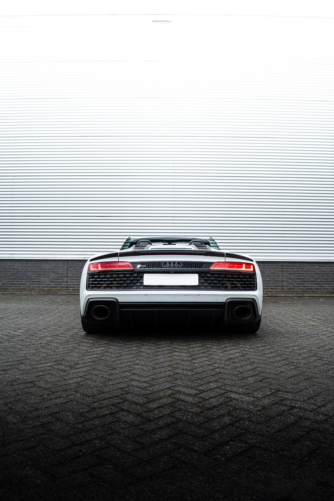 Audi R8 V10 Spyder 7