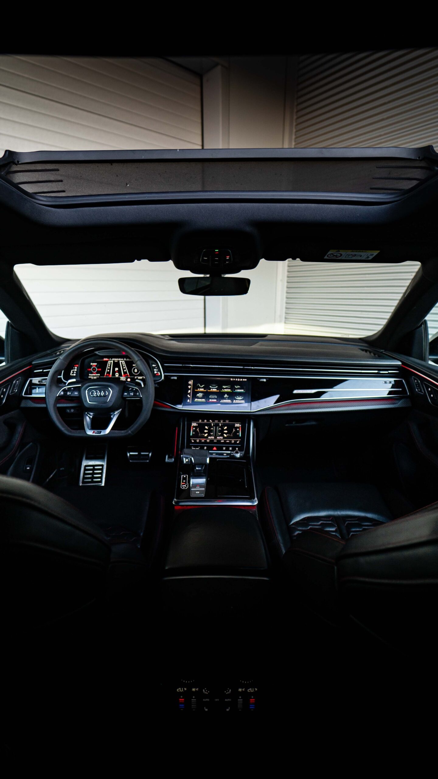 Audi RSQ8 3