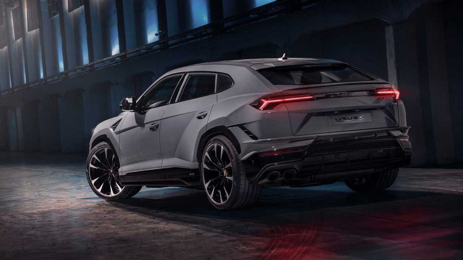 Lamborghini Urus S 4
