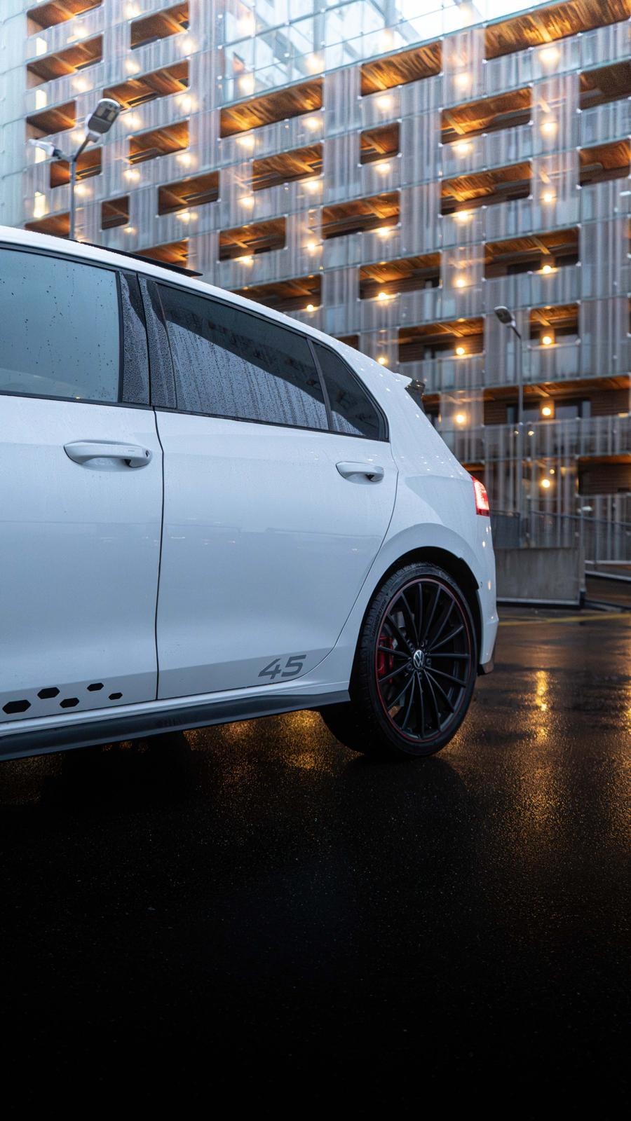 Volkswagen Golf 8 GTI Clubsport 45Jaar editie 2