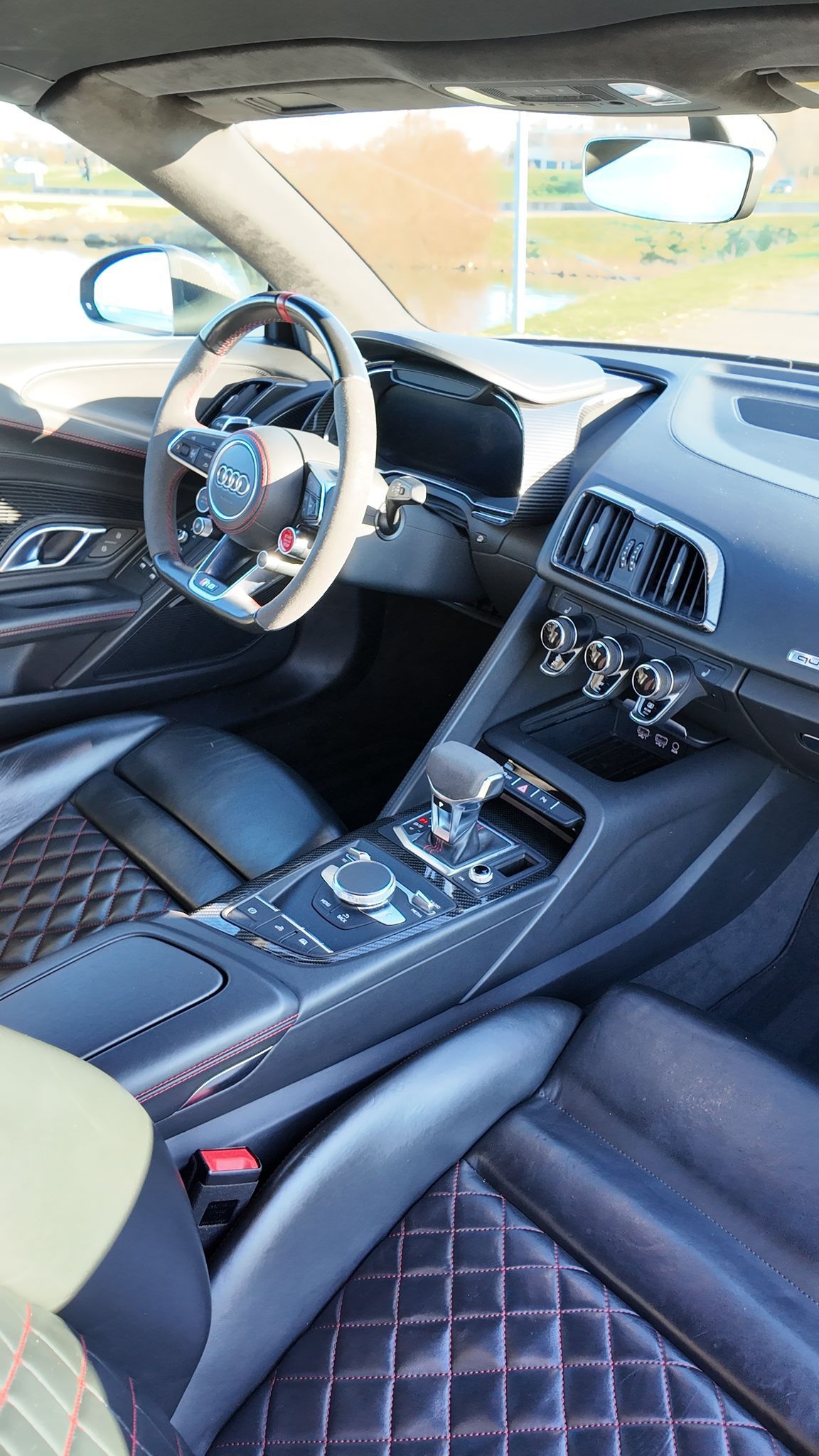 Audi R8 Spyder 8