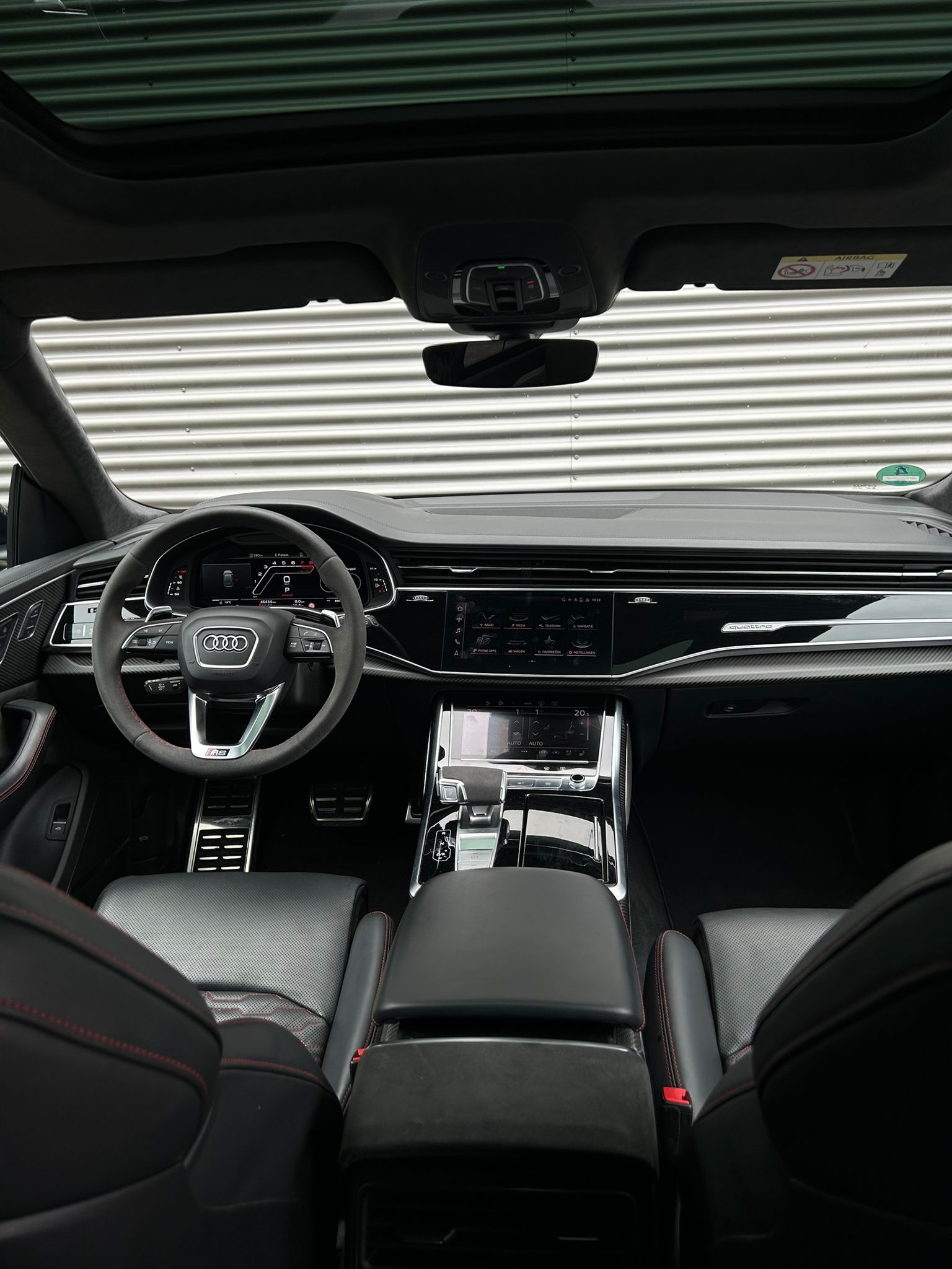 Audi RSQ8 2